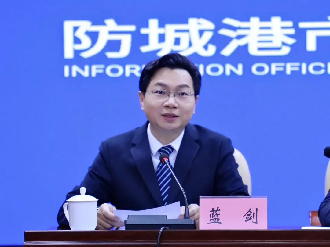 市委宣传部常务副部长 蓝 剑.webp