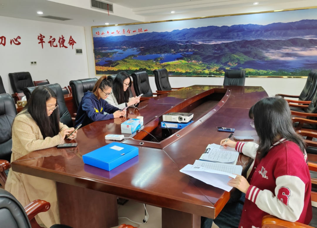 市公共机构领导小组办公室开展一季度生活垃圾分类实地测评指导工作