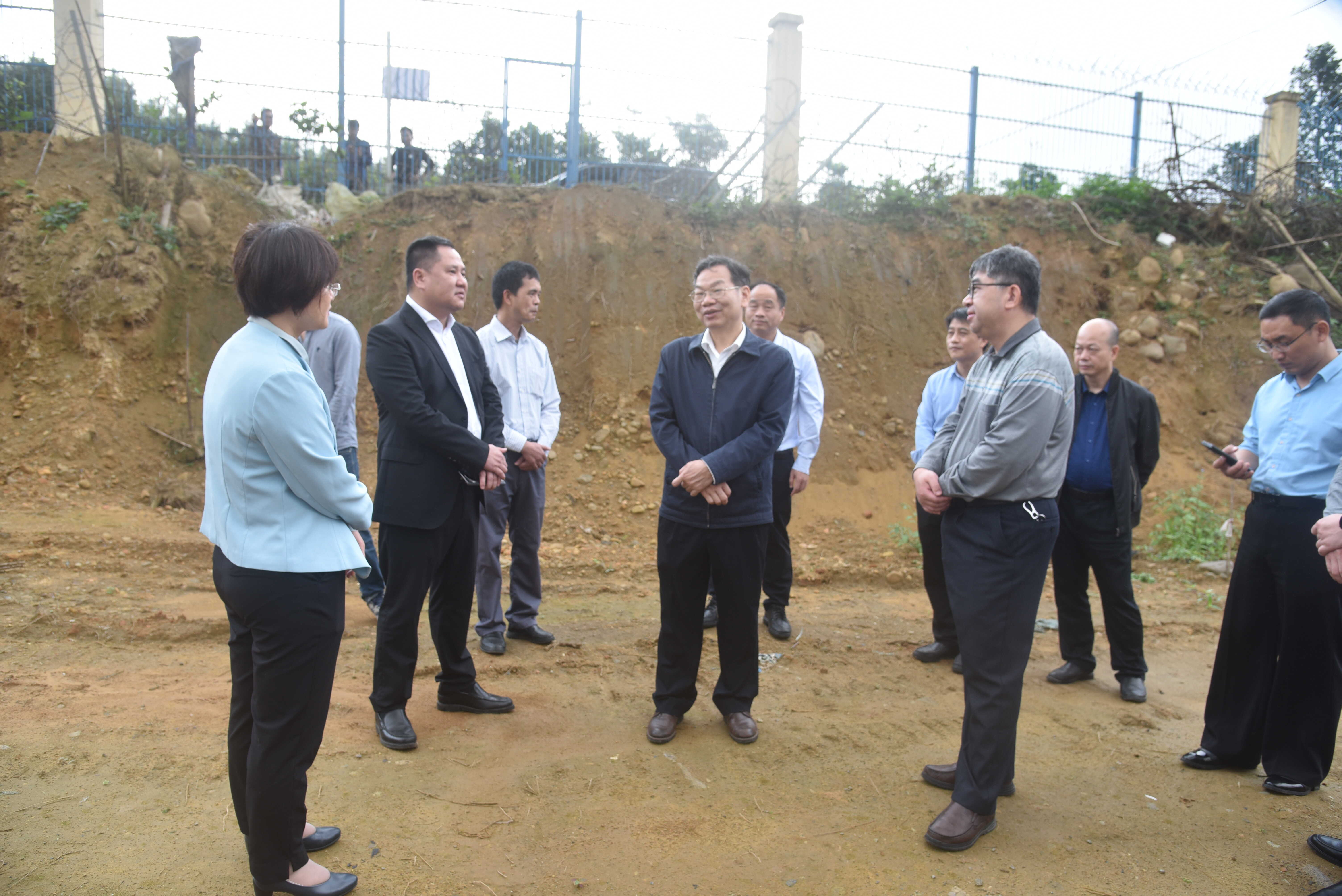 自治区水利厅党组书记周光华到防城港市调研水利工作