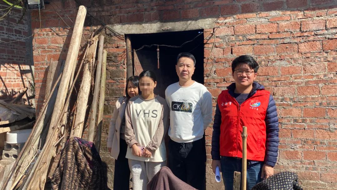 自治区人民医院防城港医院防城港市第一人民医院赴上思县南屏乡巴乃村